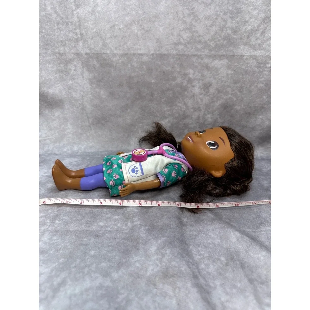 Disney Junior Doc McStuffins My Friend Pet Vet Doc‎ Doll Rare Sings Talks 2015